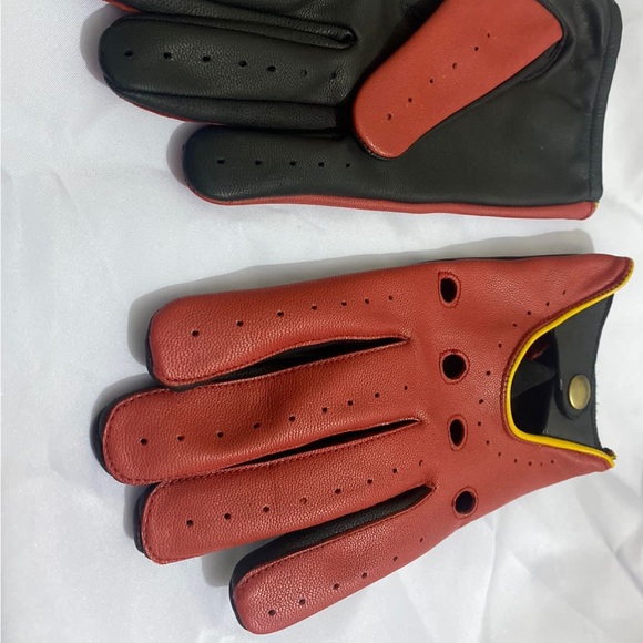 Men’s leather driving Gloves - Picture 2 of 3